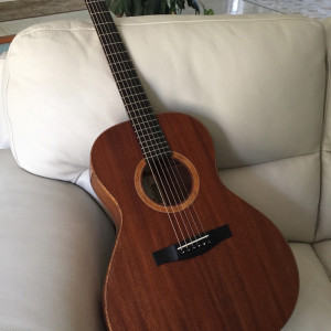 Bookmatched Mahogany body